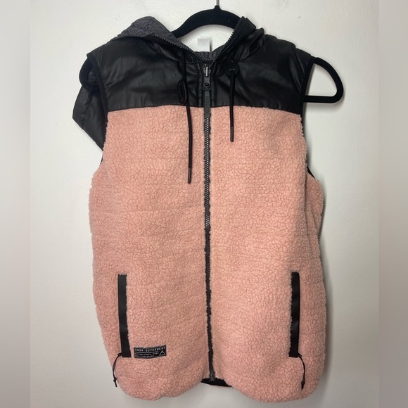 Saga Outerwear reversible sheep Vest pink black medium - Picture 1 of 8